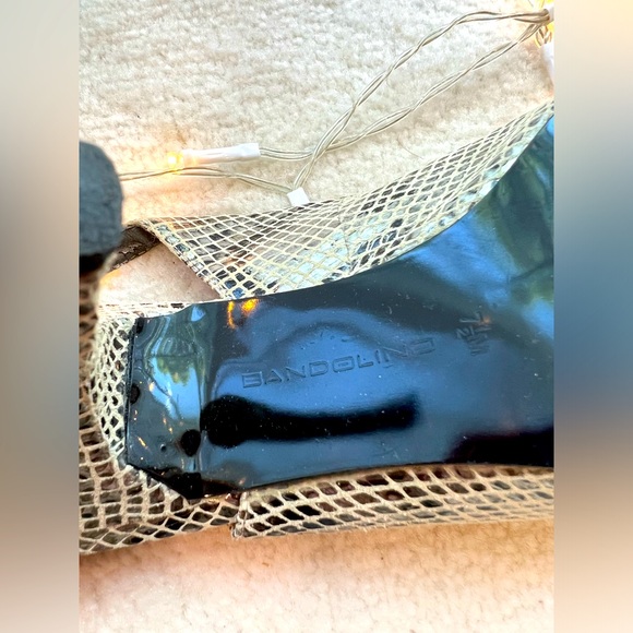 Bandolino Shiny Snake Piton Pattern Sandals Heels - Picture 5 of 7